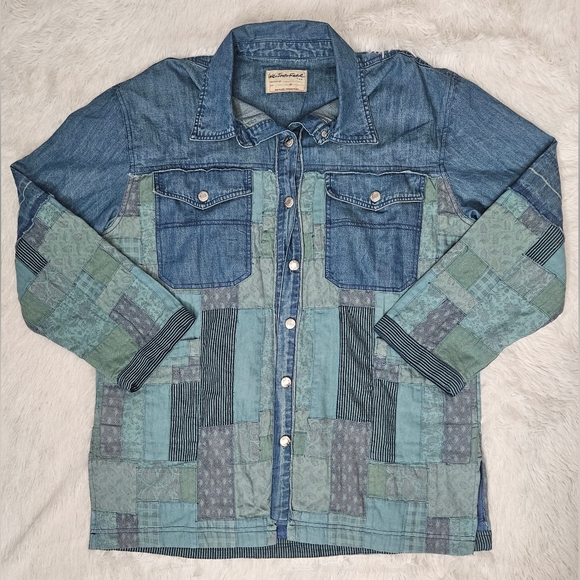 Free People We The Free Heritage Quilted Shirt Jacket Hay Tint Wash - Picture 3 of 16